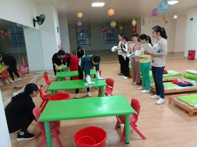 匠心护苗 爱润童心——2018年秋季爱和家好德幼儿园保育员竞技大赛侧记